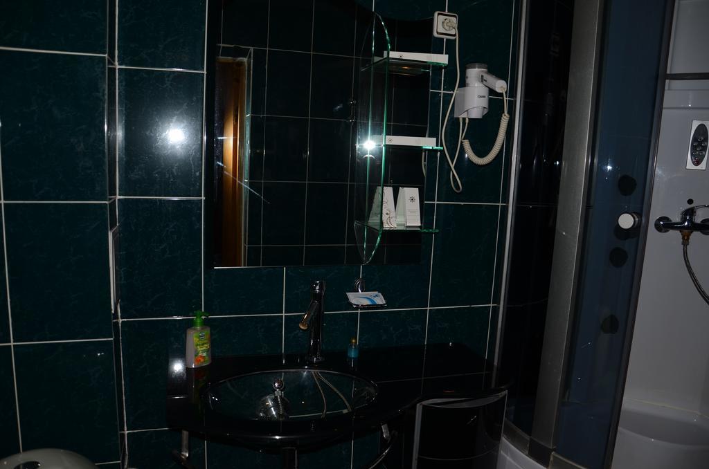 Saryarka Hotel Astana Kamer foto